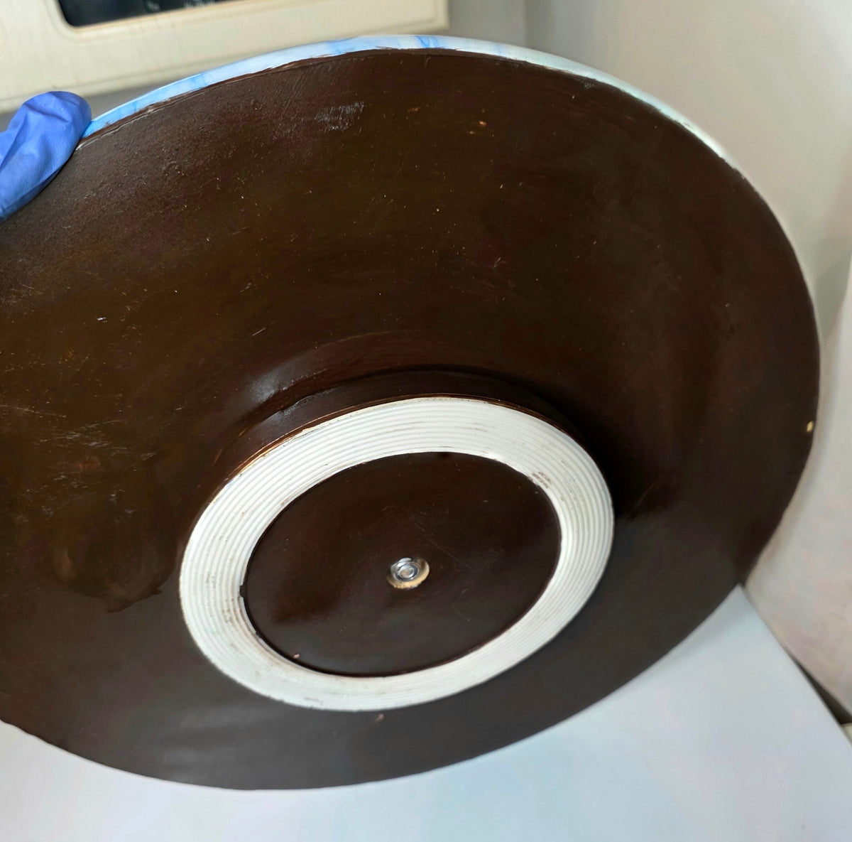 Ocean resin tray - angle detail view
