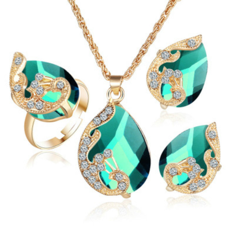 Elegant Jewelry Set for Women – Rhinestone Necklace & Stud Earrings
