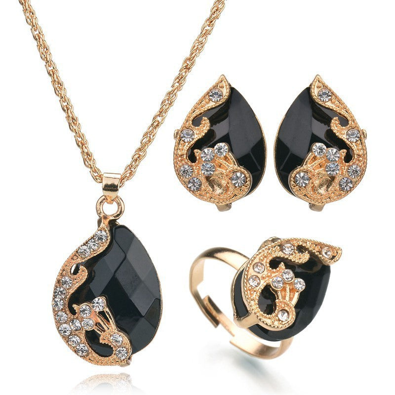 Elegant Jewelry Set for Women – Rhinestone Necklace & Stud Earrings