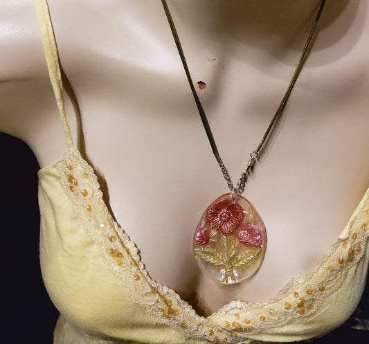 3D resin oval necklace rose gold worn on mannequin front view