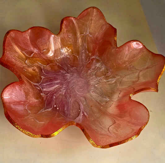 Freesia pink resin flower bowl - top view
