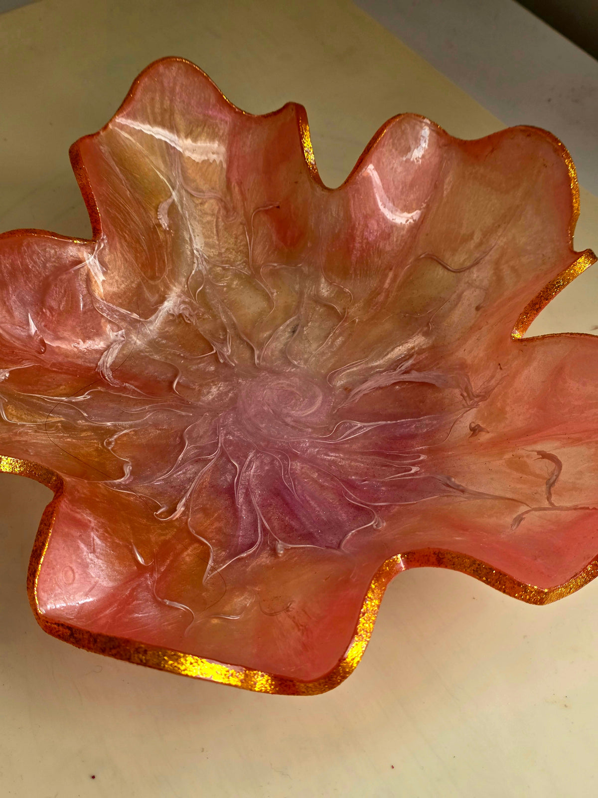 Freesia pink resin flower bowl - petal edge close up