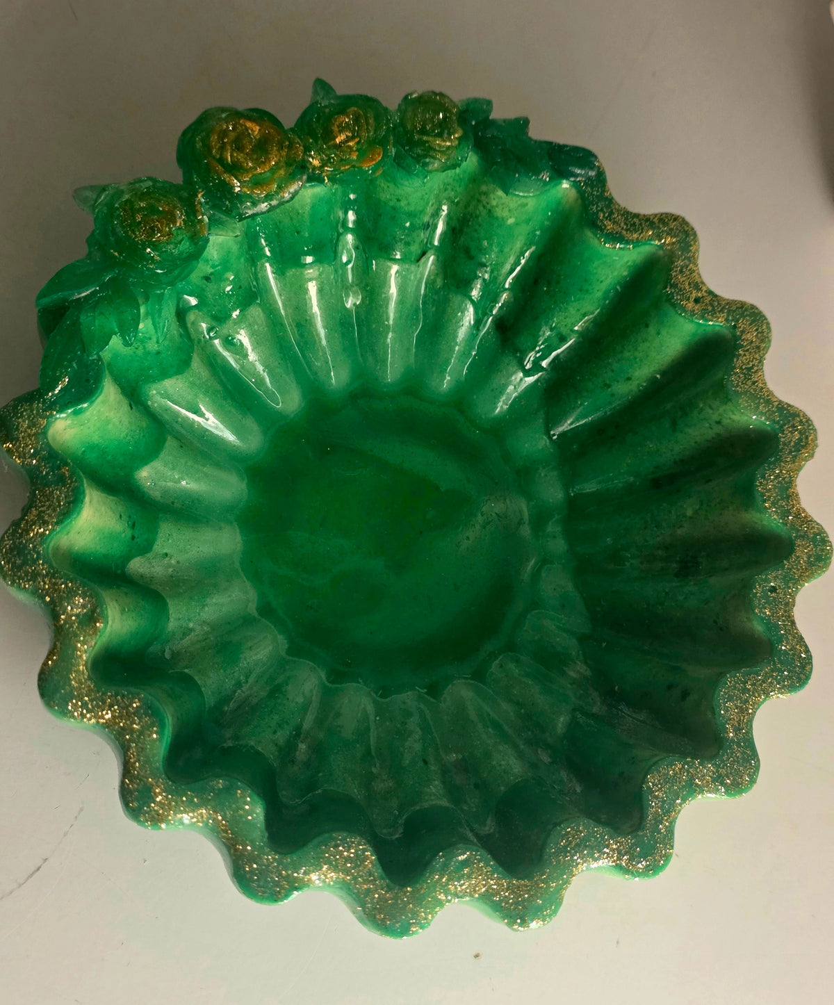 Emerald green resin rose bowl - interior top angle with roses