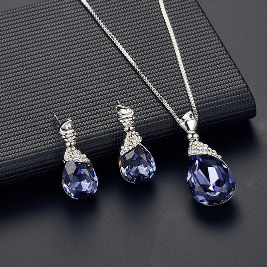 Elegant Jewelry Set for Women – Rhinestone Necklace & Stud Earrings