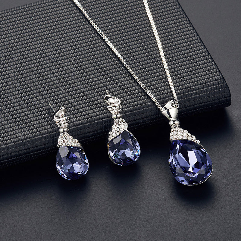 Elegant Jewelry Set for Women – Rhinestone Necklace & Stud Earrings