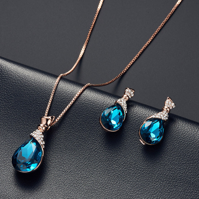 Elegant Jewelry Set for Women – Rhinestone Necklace & Stud Earrings