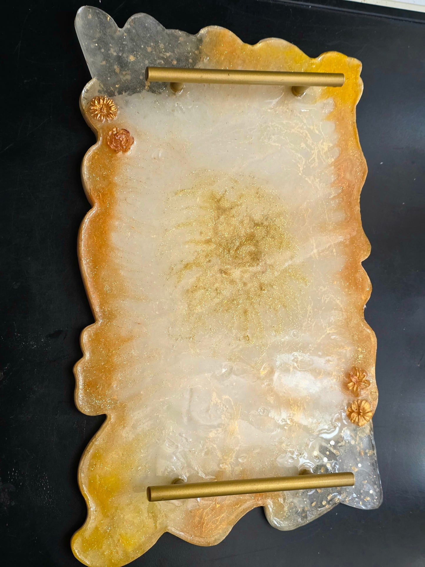 Decorative Handmade Resin Tray 38x29 cm | AlyTrend Studio