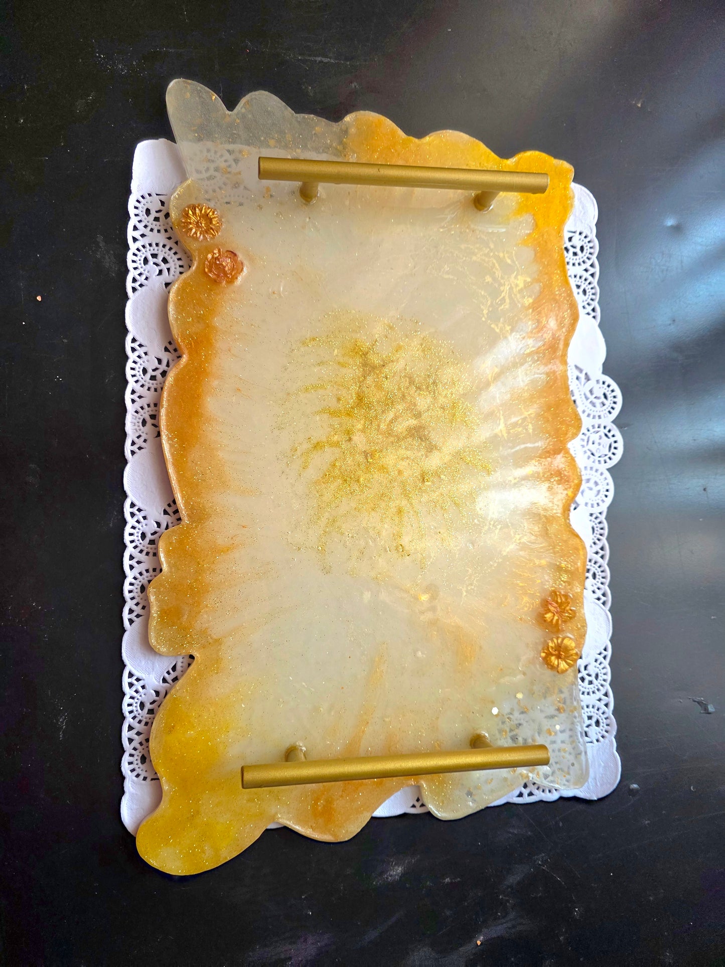 Decorative Handmade Resin Tray 38x29 cm | AlyTrend Studio
