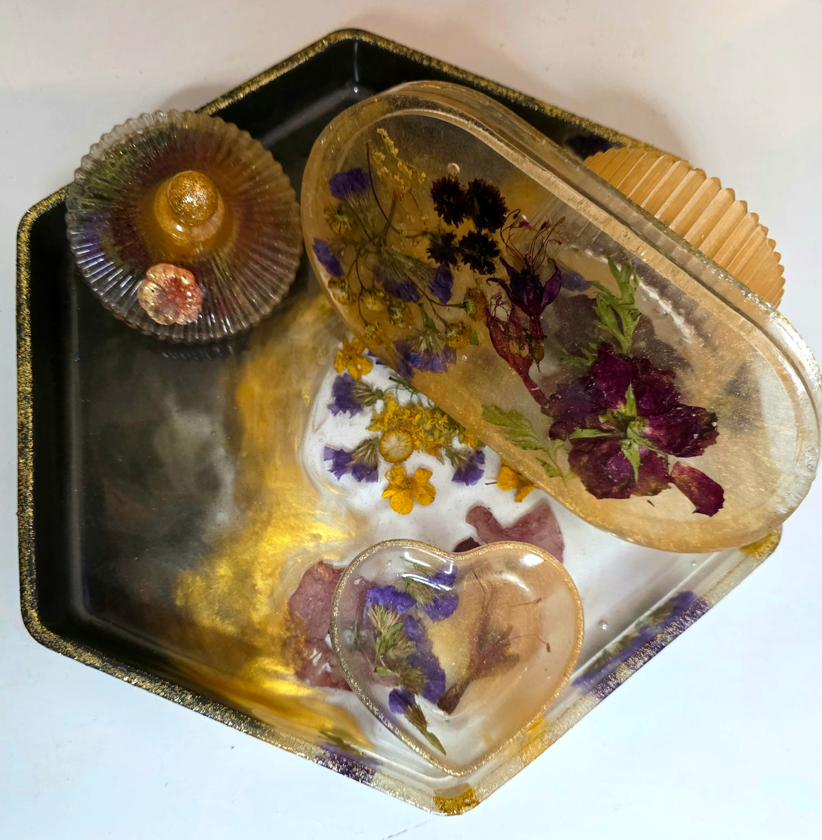 Hexagonal Dried Flower Resin Tray & Jewellery Box Set – Gold, Purple & Amber