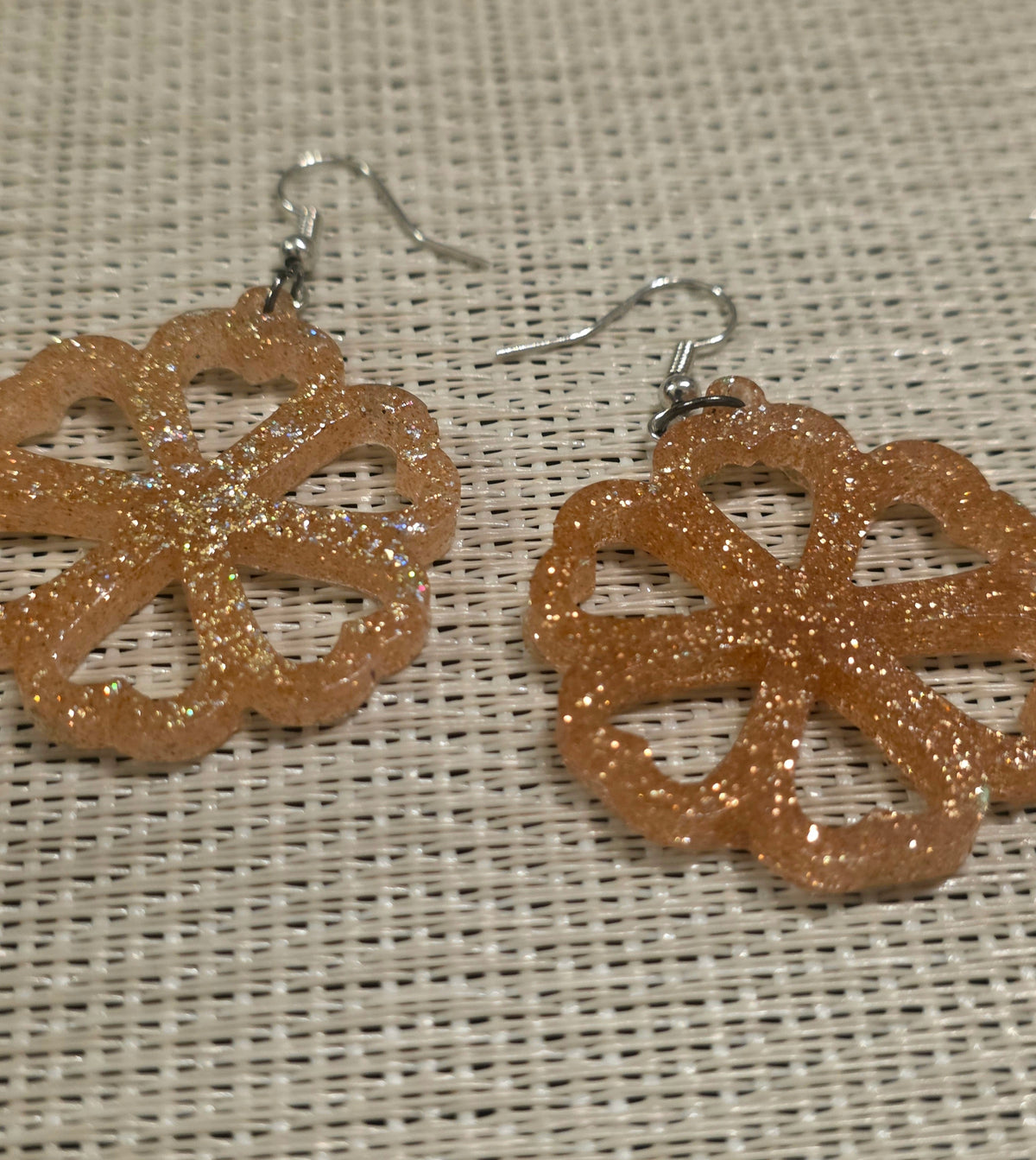 Flower Drop Earrings with Heart Cut-Outs – Handmade Resin – AlyTrend Studio